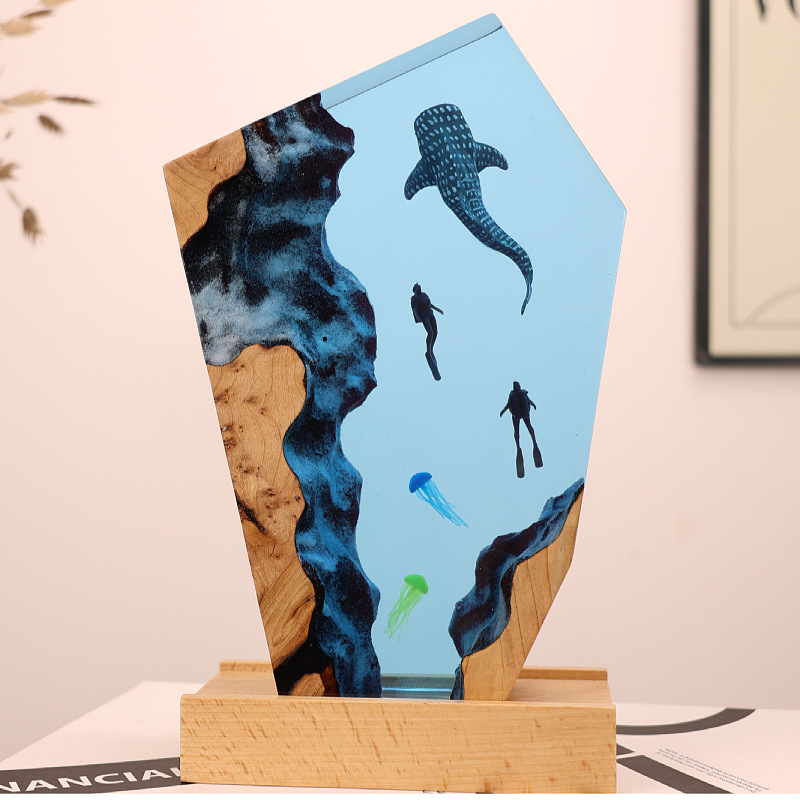 Resin Cave Whale Diver Desktop - Resin Art For Anniversary Gift 리뷰 및 가격