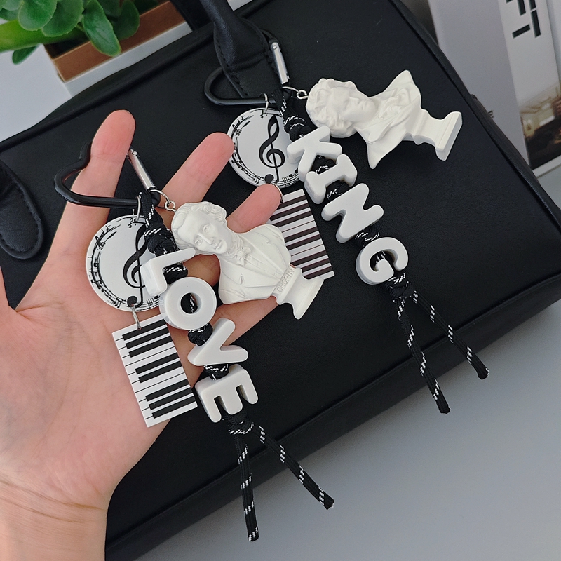 Art Student Music Lover Chopin - Resin Art Letter Keychain 리뷰 및 가격